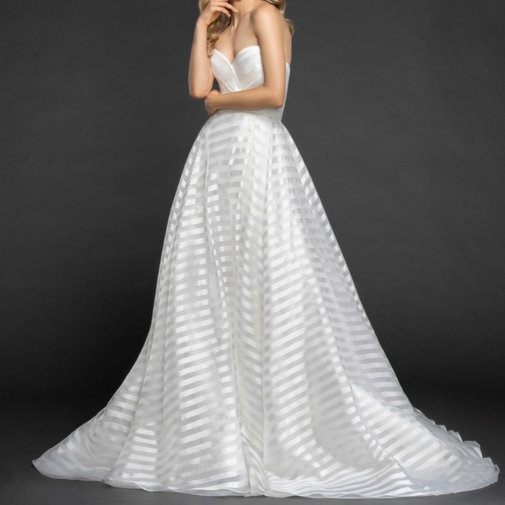 Hayley Paige Harley 6852 ivory wedding dress size 6